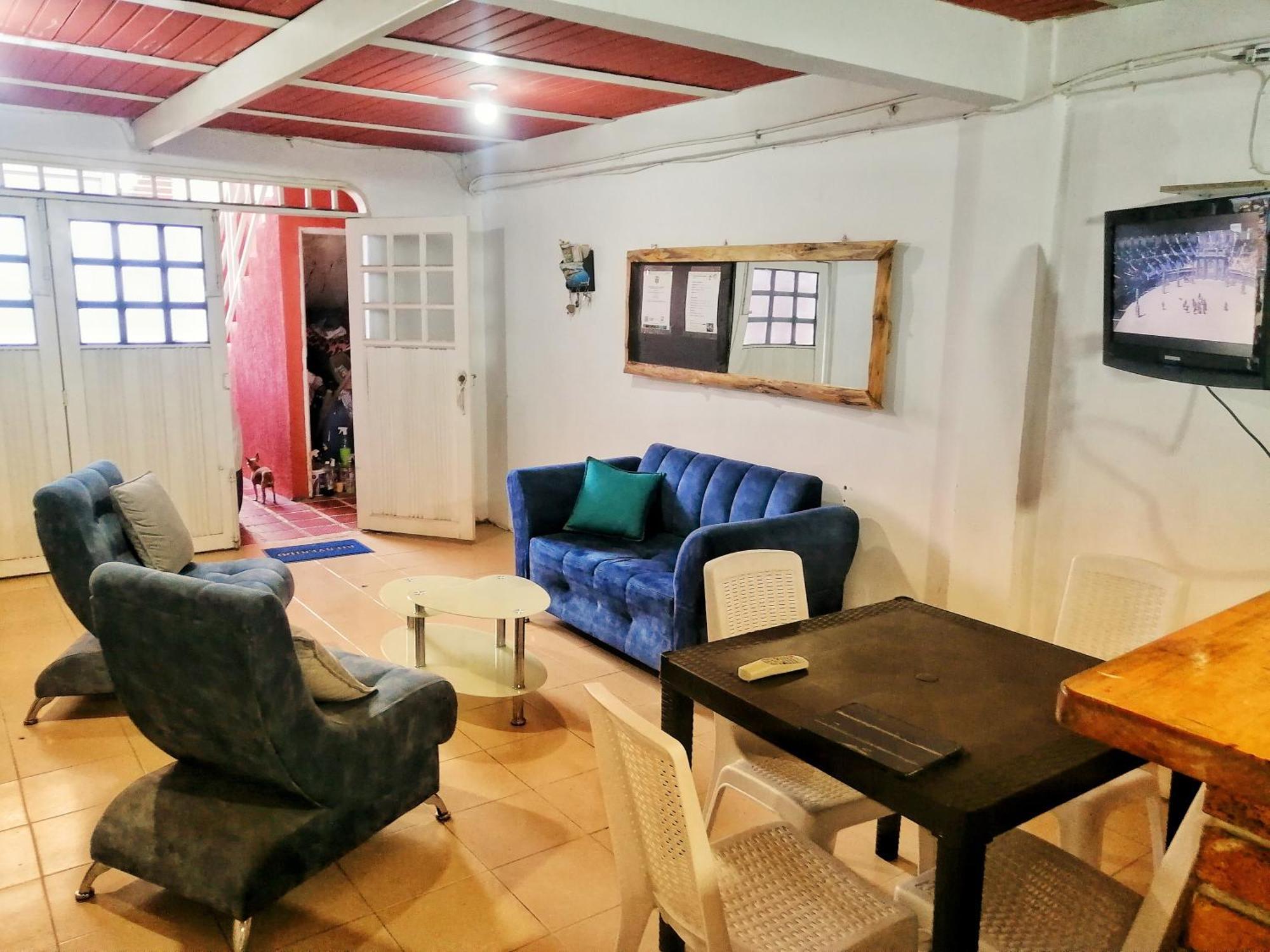 Hostal Familiar La Palma Calima Exterior photo